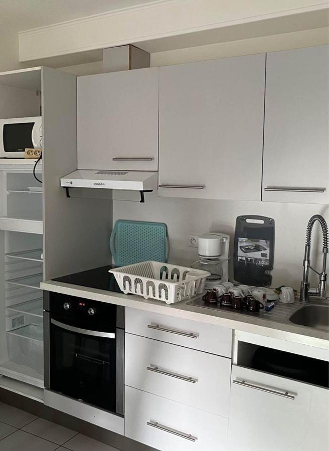 Superbe Appartement Au Bord De Plage Cros De Cagnes Buitenkant foto