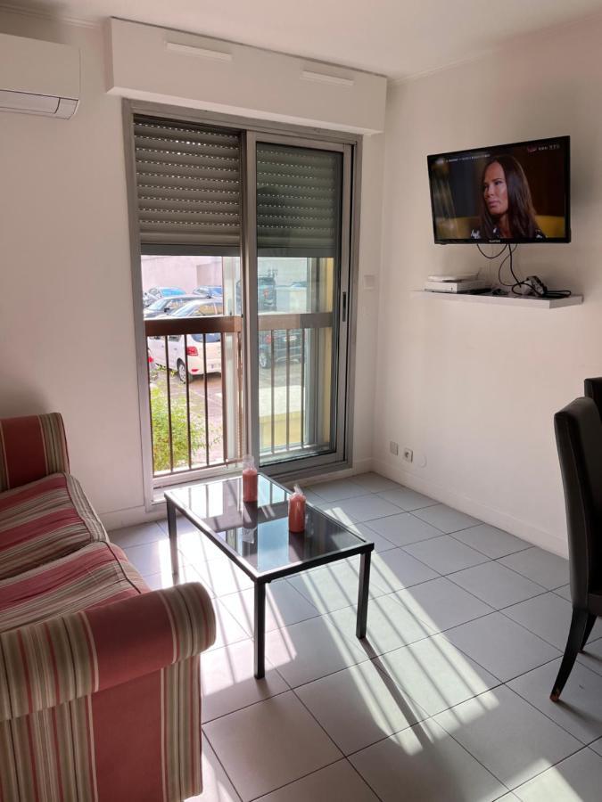 Superbe Appartement Au Bord De Plage Cros De Cagnes Buitenkant foto